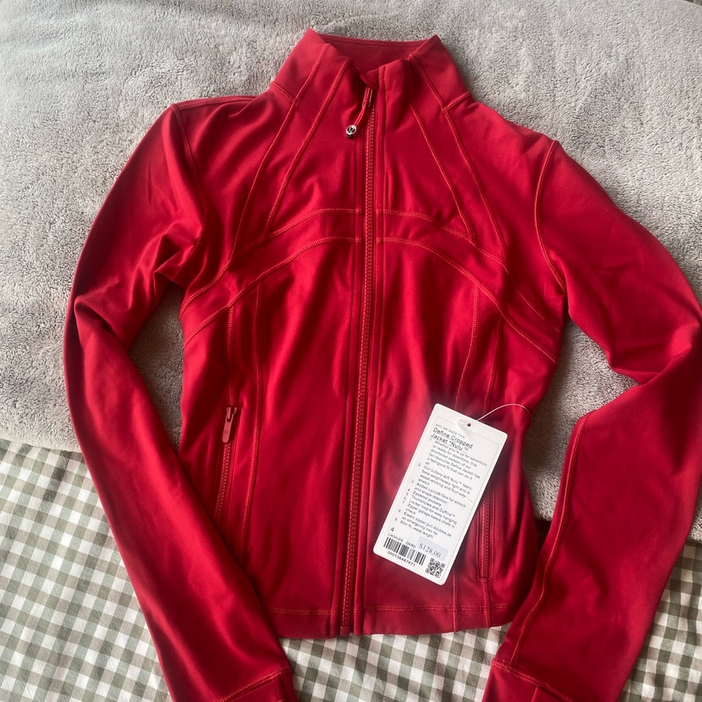 Lululemon Define Cropped Zip-up jacket, SIZE 4, XS/Small
